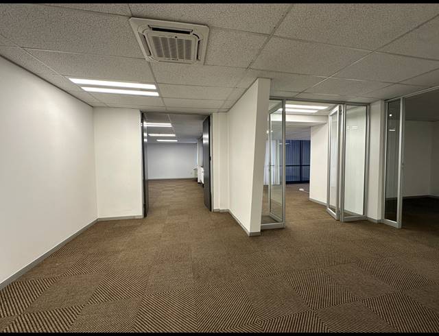 264M² OFFICE TO LET IN SANDTON CENTRAL